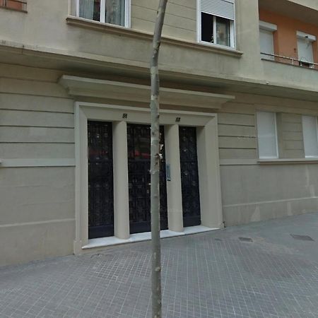 Sagrada Familia Secret Apartment Барселона Екстериор снимка