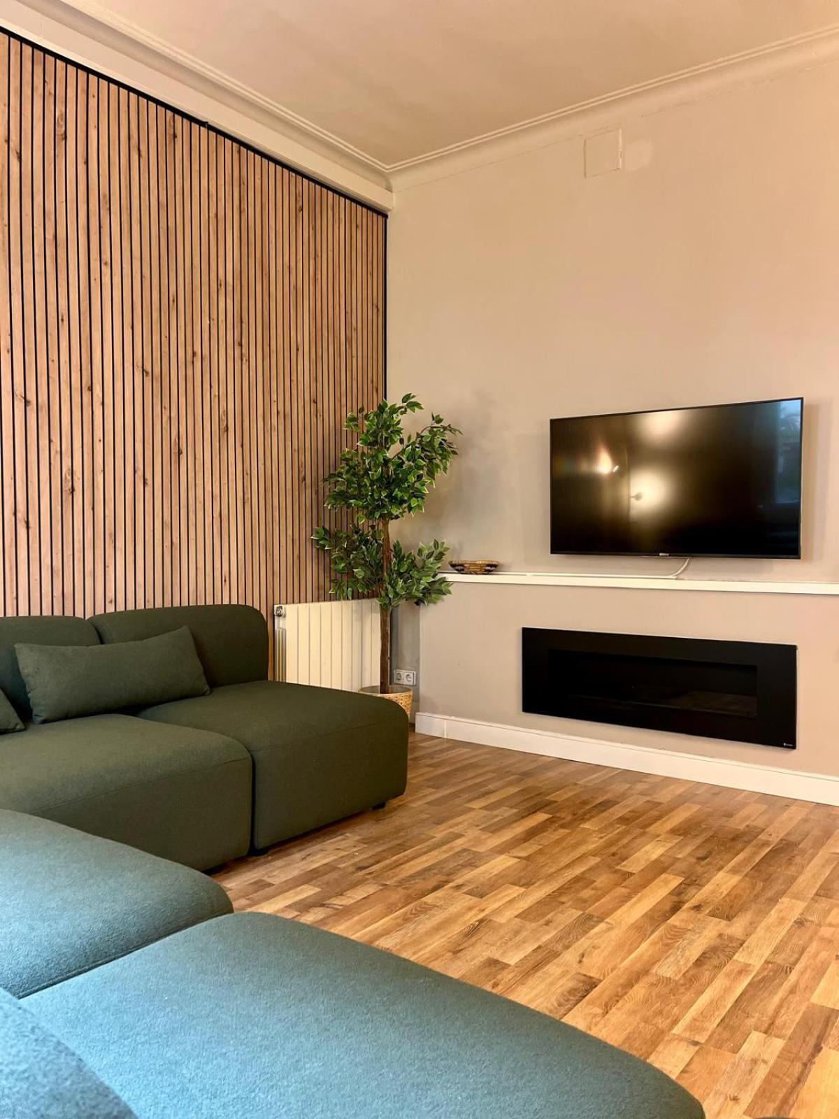 Sagrada Familia Secret Apartment Барселона Екстериор снимка