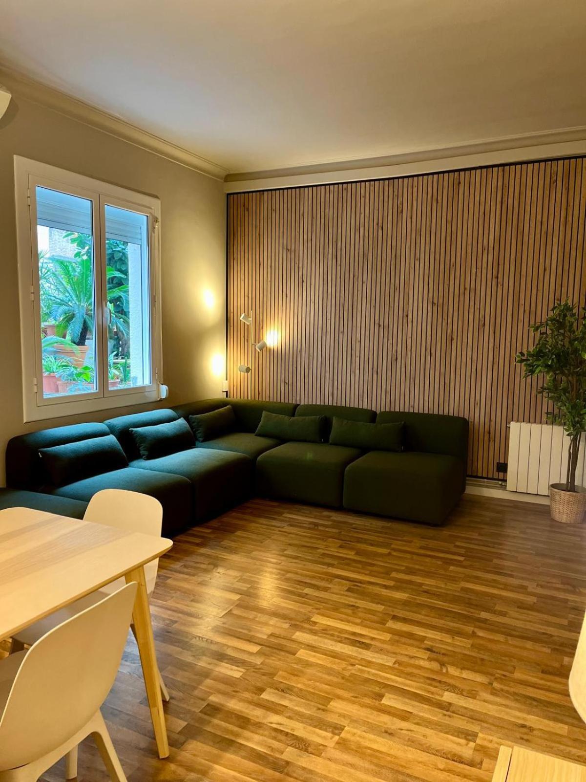 Sagrada Familia Secret Apartment Барселона Екстериор снимка