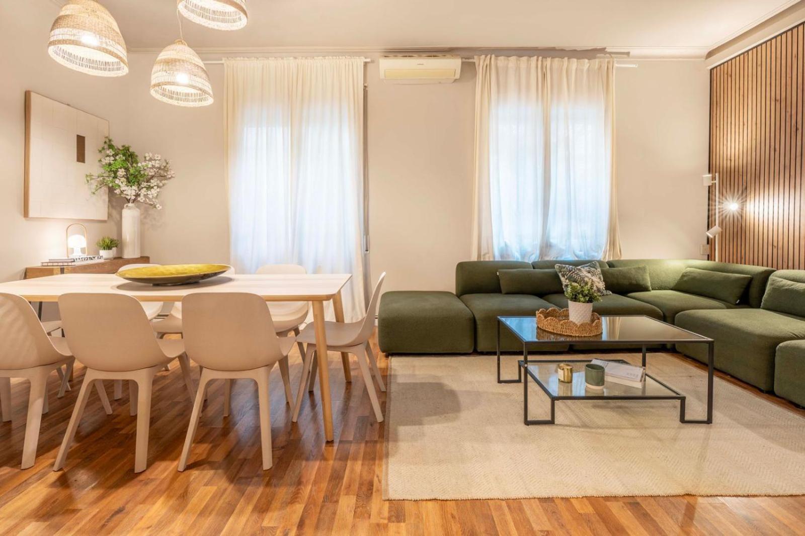 Sagrada Familia Secret Apartment Барселона Екстериор снимка